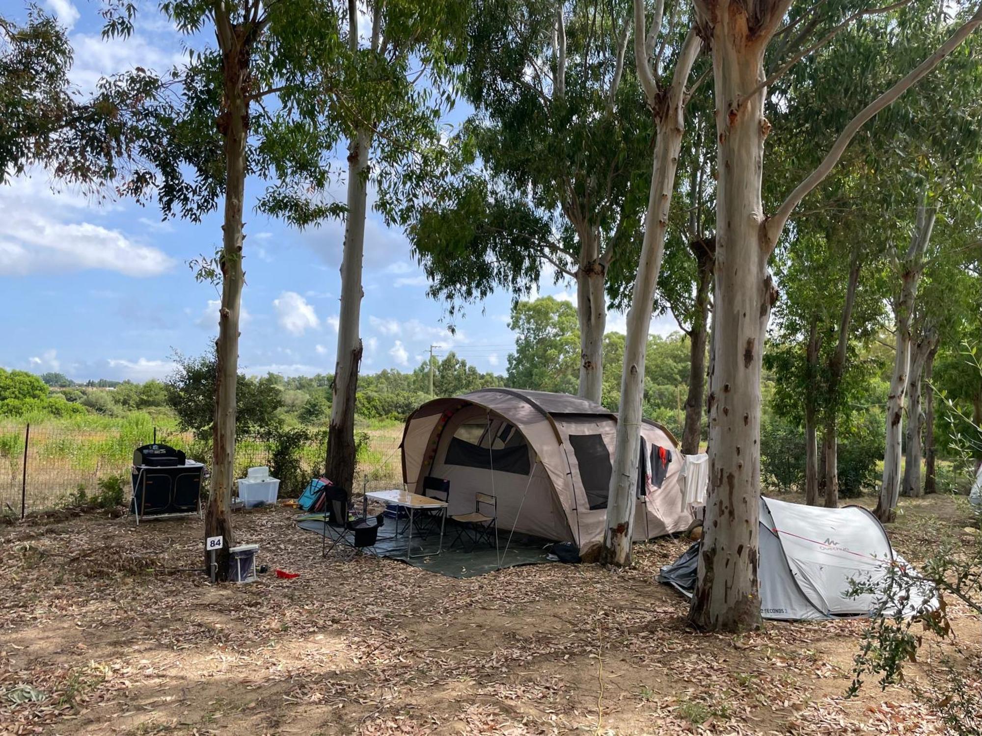 Villaggio Camping Golfo Di Arzachena カンニジョネ エクステリア 写真