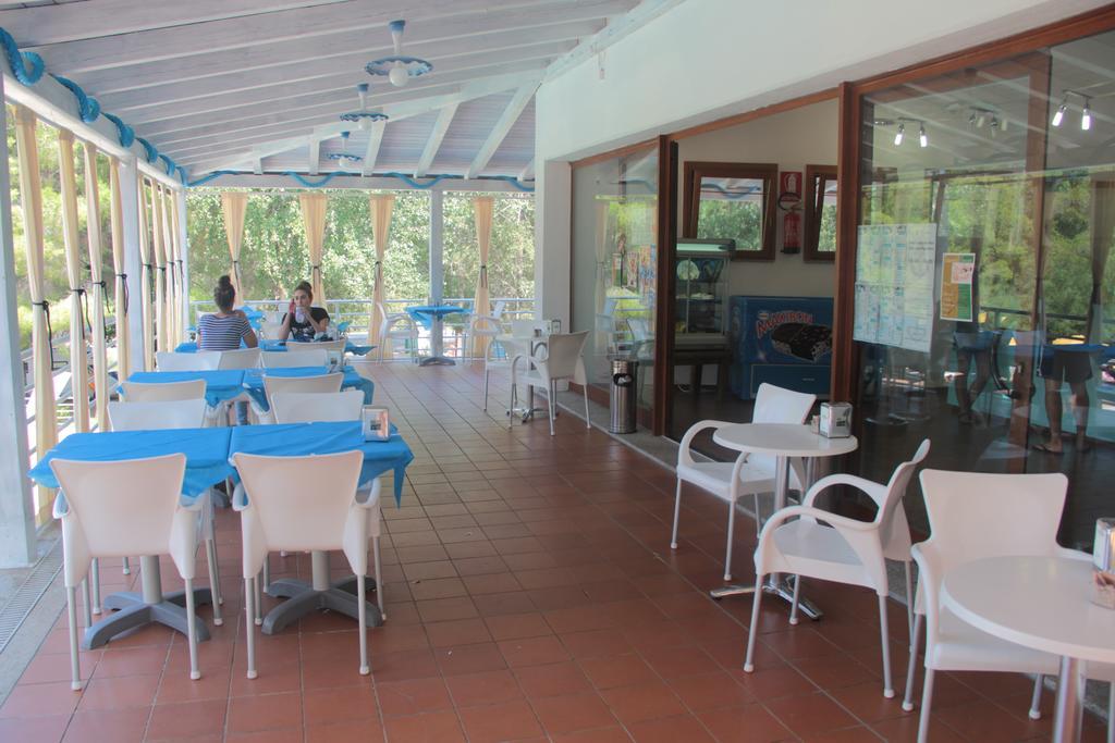 Villaggio Camping Golfo Di Arzachena カンニジョネ エクステリア 写真